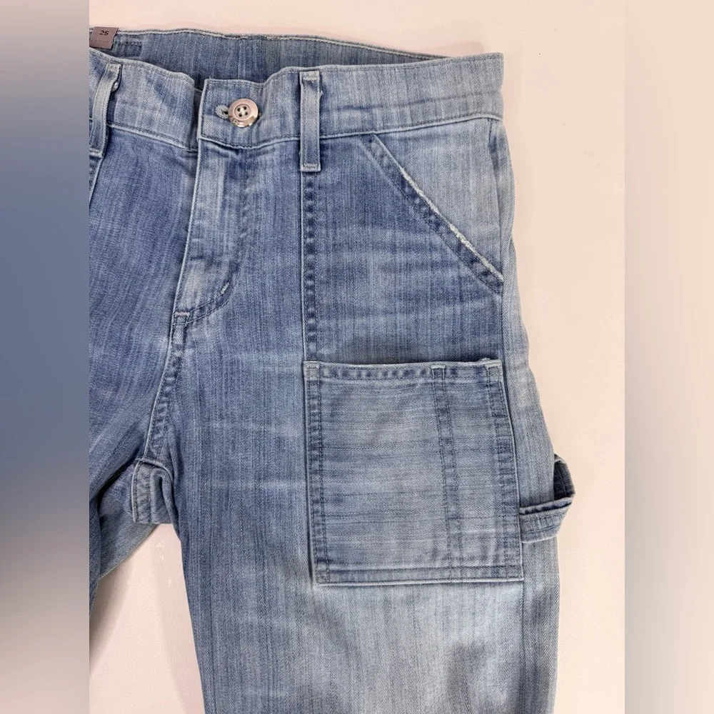 CITIZENS OF HUMANITY Leah 25 Cargo Utility Pockets 27” Waist Light Wash Jeans - Picture 9 of 15